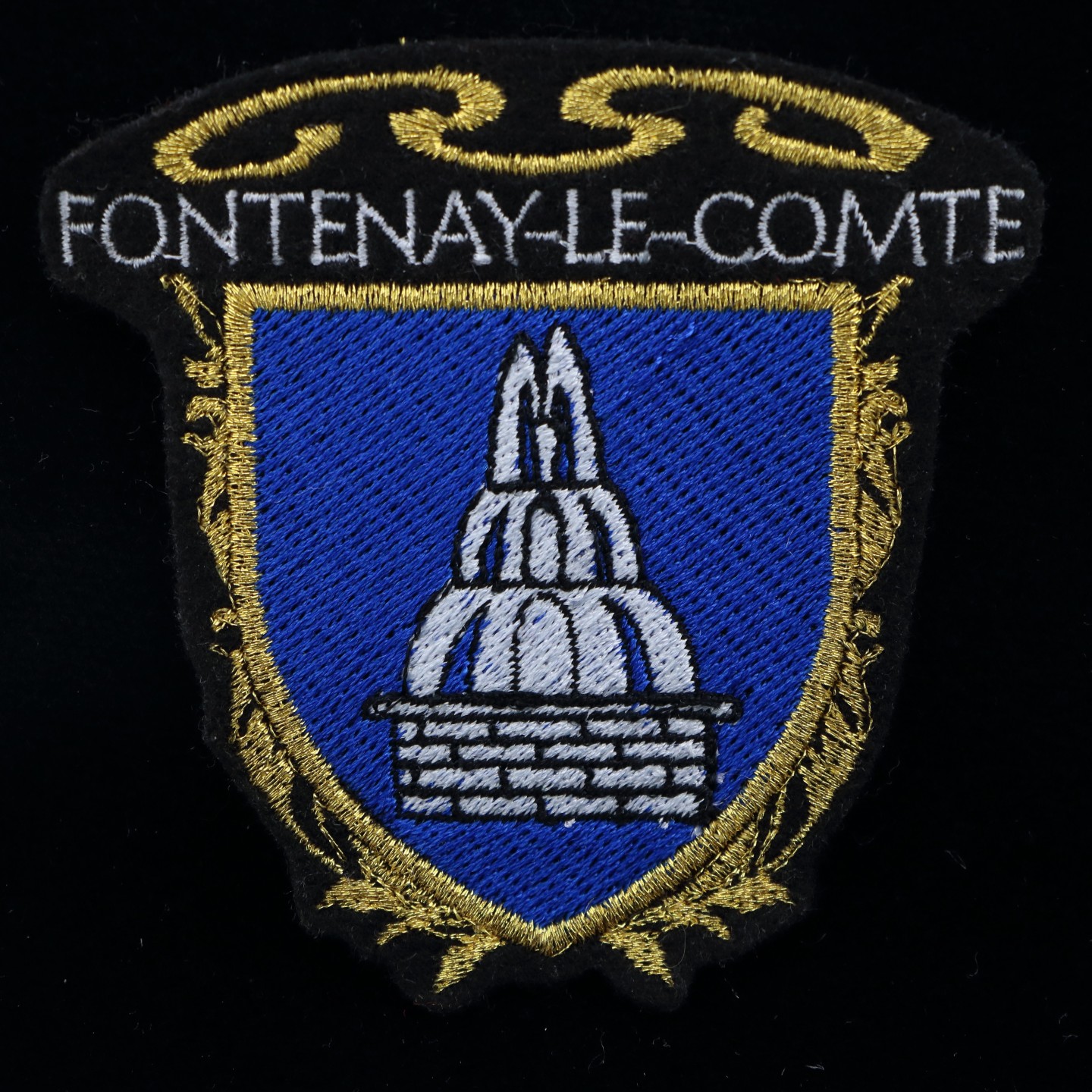 &Eacute;cusson de la ville de Fontenay-Le-Comte- Ancien mod&egrave;le -