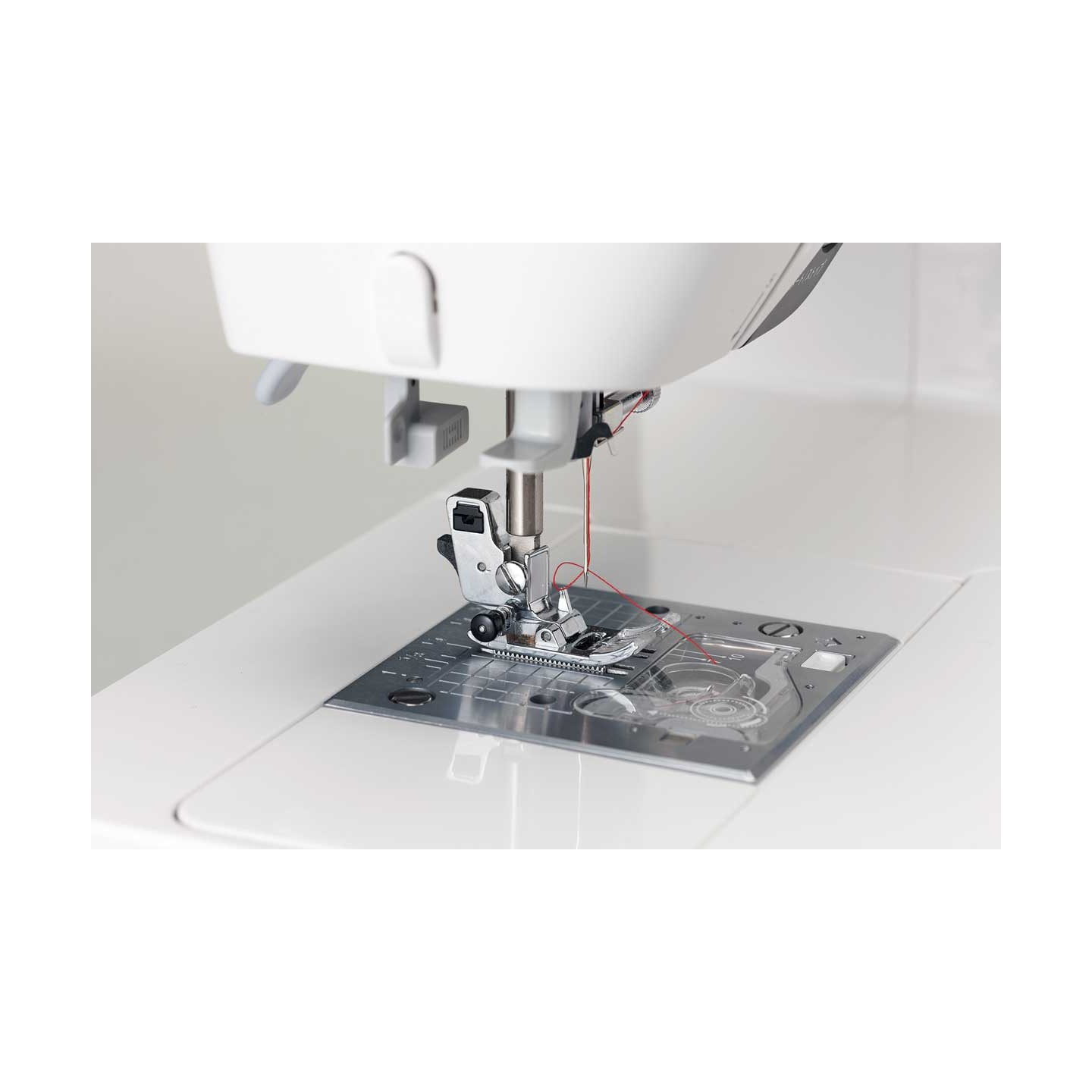 Machine à coudre Juki HZL G120