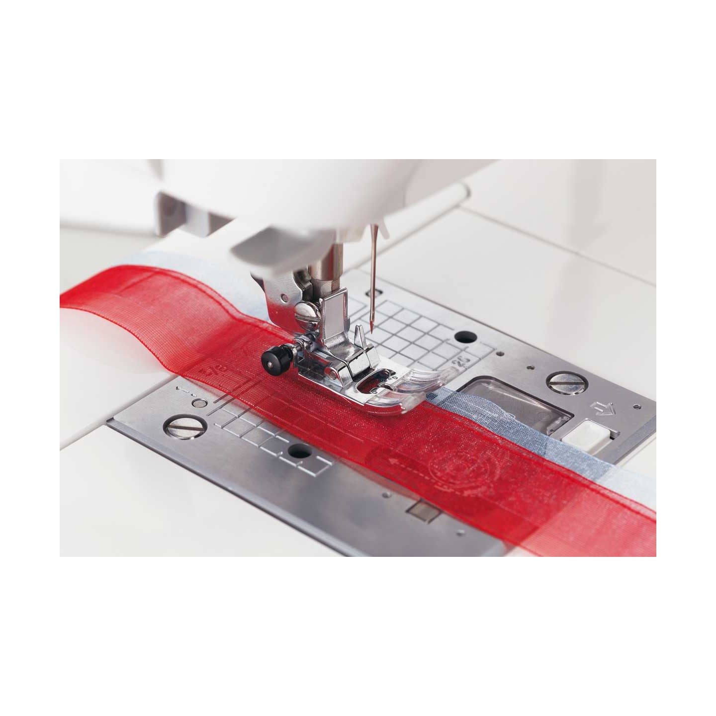 Machine à coudre Juki HZL G120