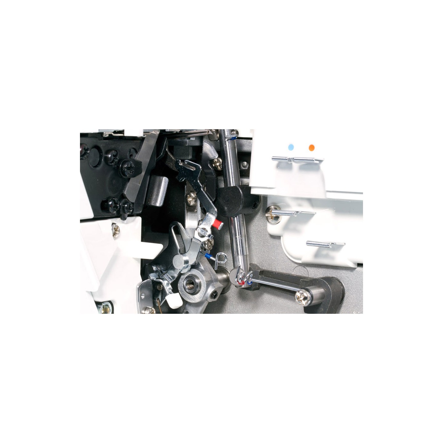 Surjeteuse Juki MO 654 DEN