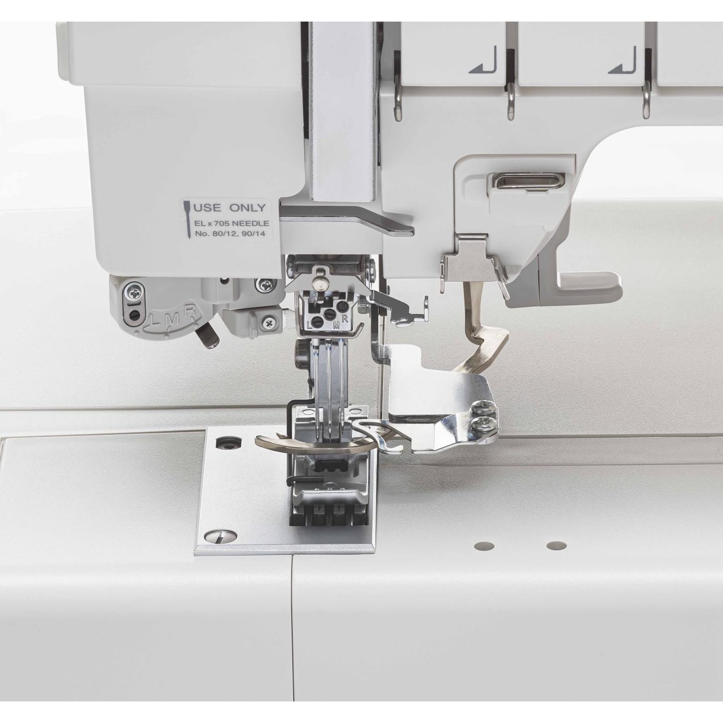 Recouvreuse Elna eXtend Covermax