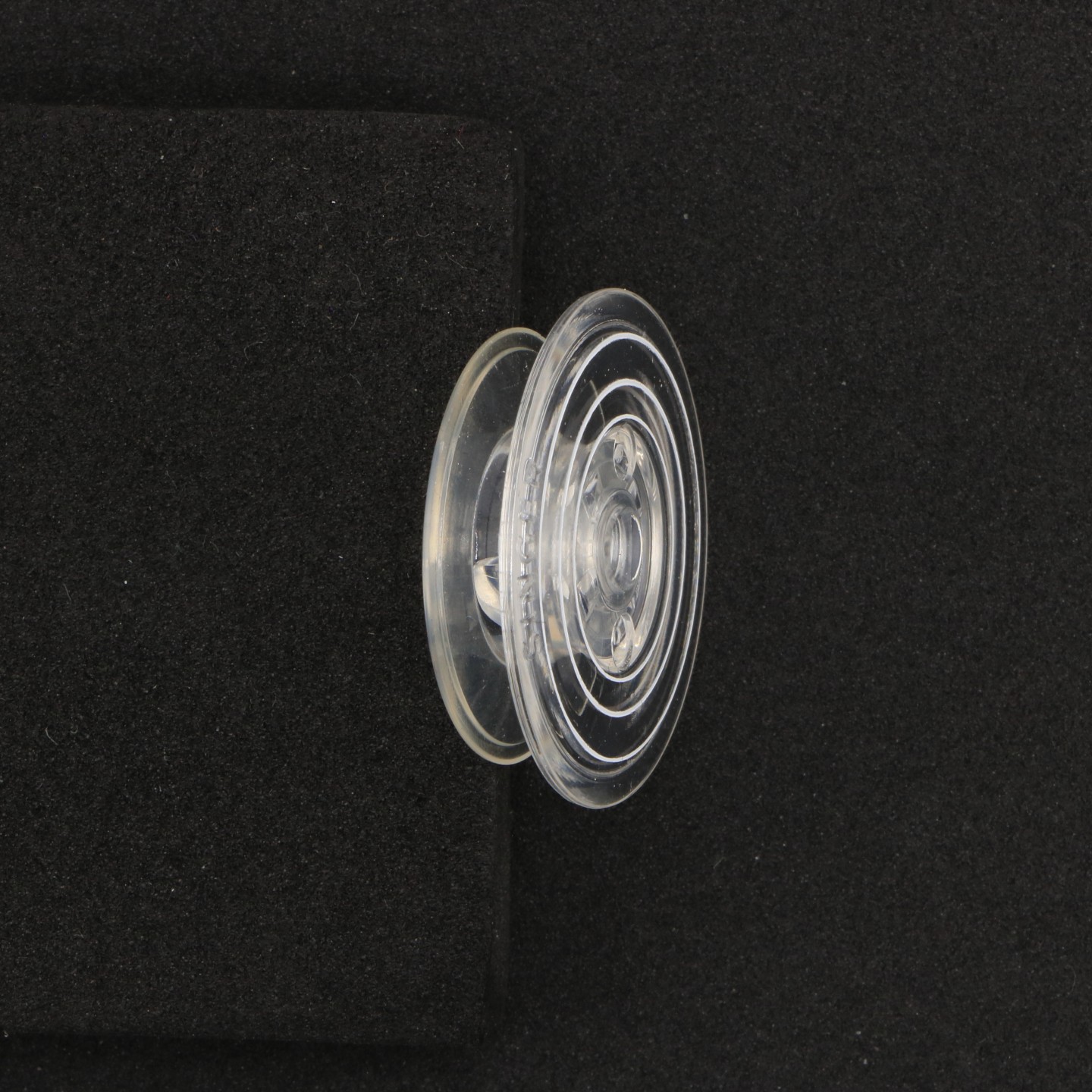 Canettes Singer série 600, et série 700