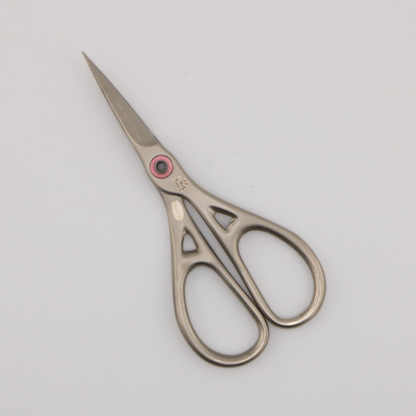 Ciseaux broderie Premax Ring Lock 10,5 cm