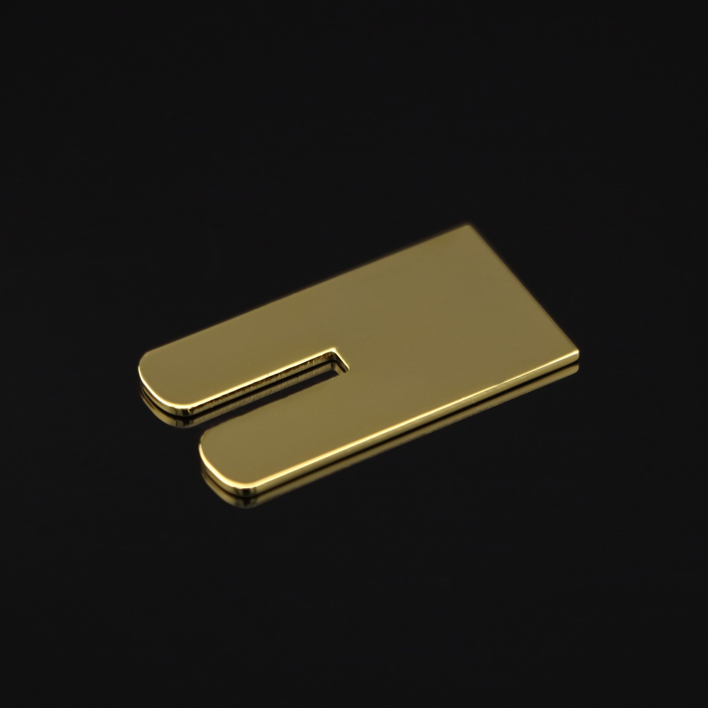 Tools – Outil de pliage renforcé pour insignes