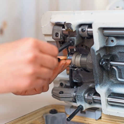 Les bases de la couture : L'entretien régulier de sa machine à coudre